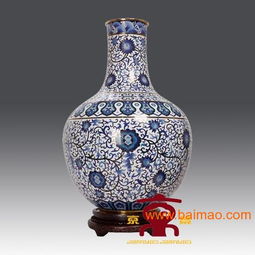 匠心独运 探秘北京特色景泰蓝工艺品天球瓶